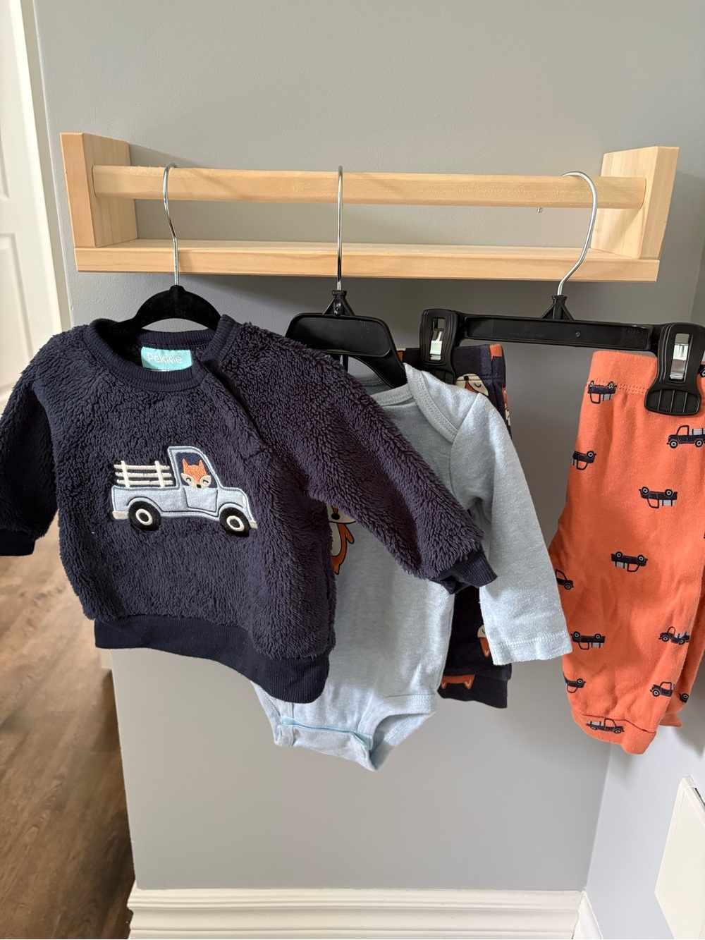 Pekkle set for baby